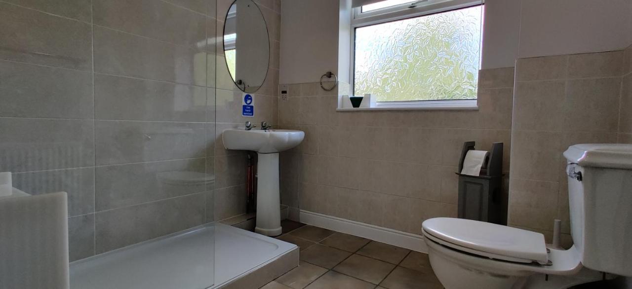 Aaron Lodge Guest House Leicester Bagian luar foto