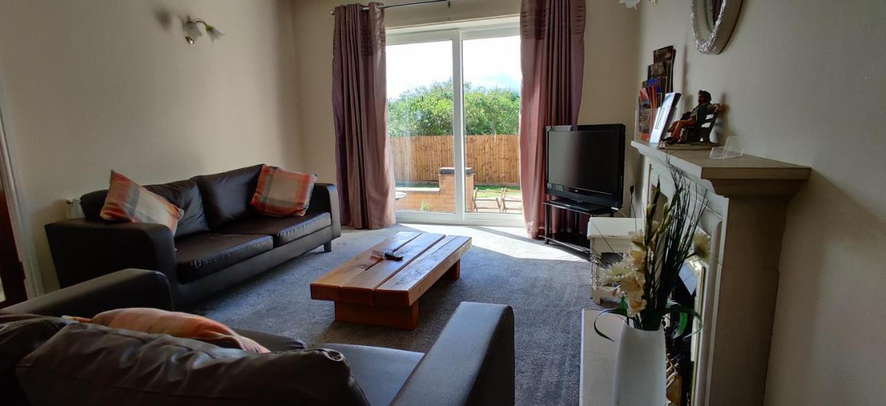 Aaron Lodge Guest House Leicester Bagian luar foto