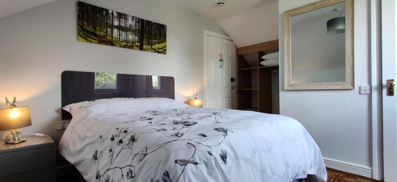 Aaron Lodge Guest House Leicester Bagian luar foto