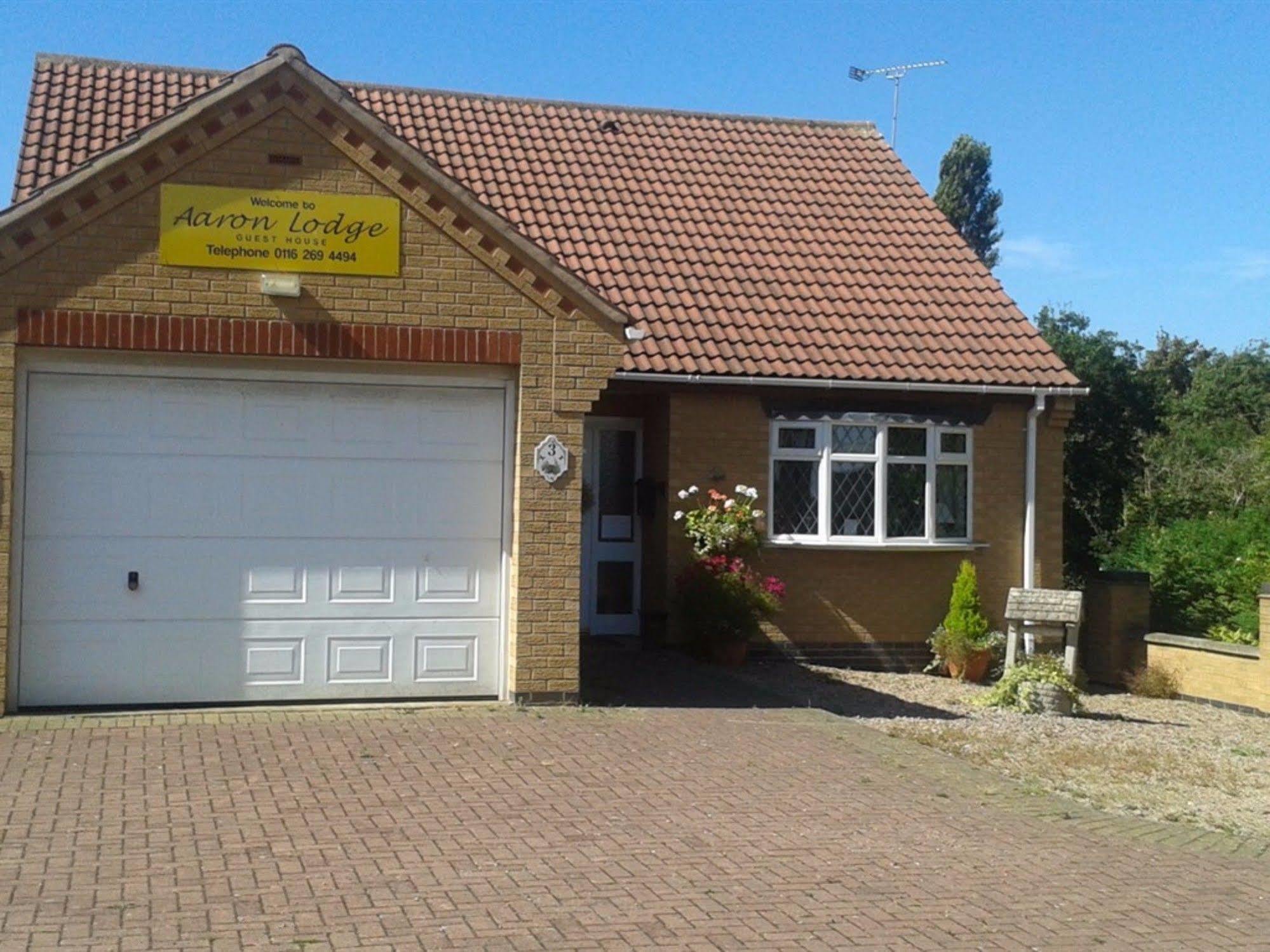 Aaron Lodge Guest House Leicester Bagian luar foto