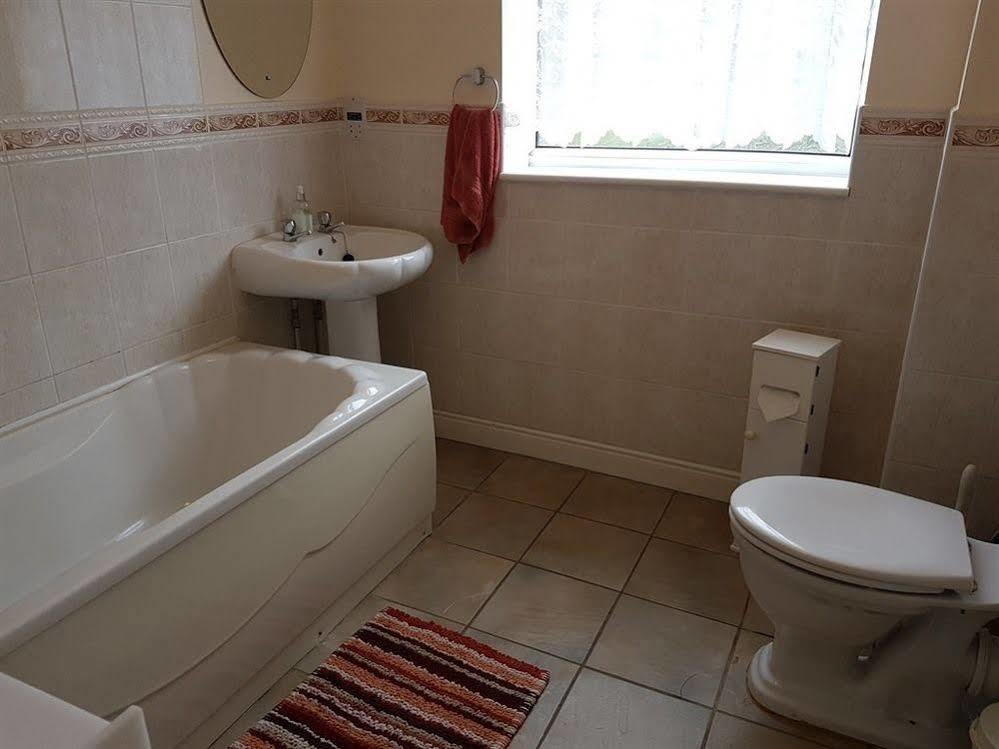 Aaron Lodge Guest House Leicester Bagian luar foto